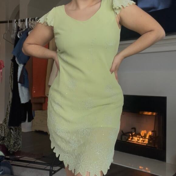 Amazing Vintage 90s Soft Green Tinker Bell Beaded Dress - Picture 6 of 7